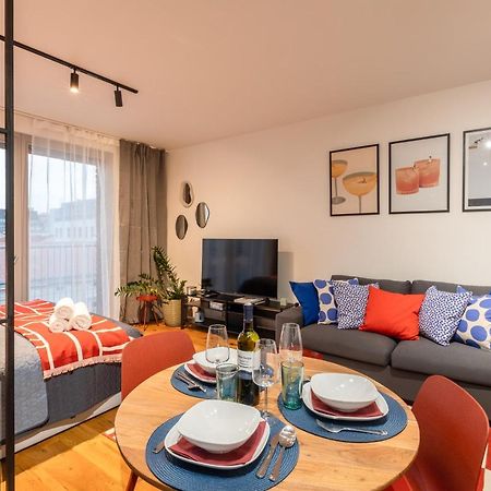 Urban Chic Residences Praga Esterno foto