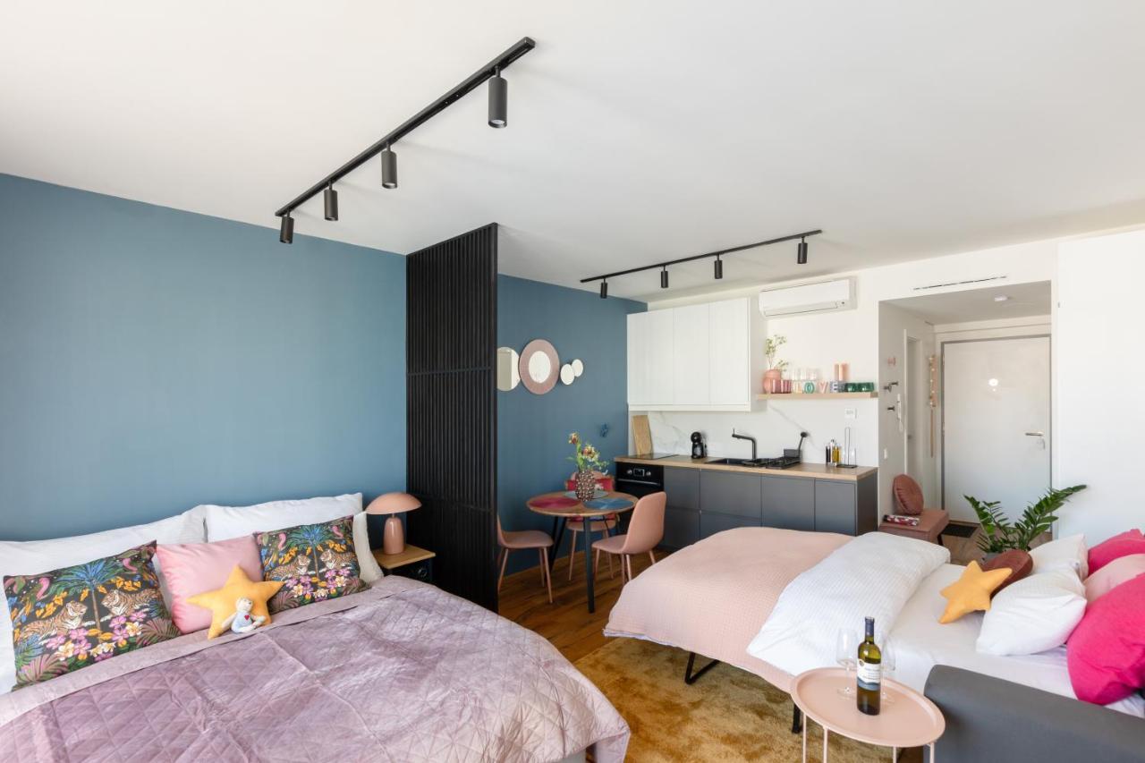 Urban Chic Residences Praga Esterno foto
